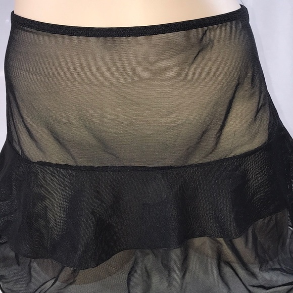 Under the Sun Size XL Black Mesh Ruffle Skirt. Made In USA. New With Tags. - Picture 2 of 5